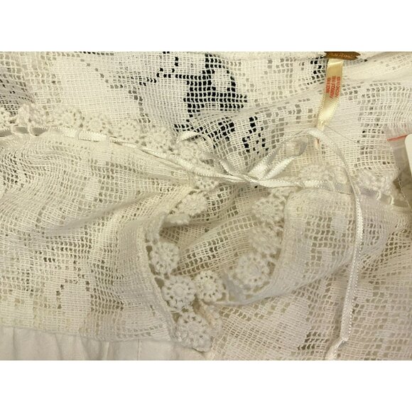 Free People Meadows Embroidered Peasant Top Artsy Hippie Boho Cropped Sz M NEW - Picture 8 of 12